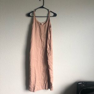 Aritzia Babaton the group midi tan dress
